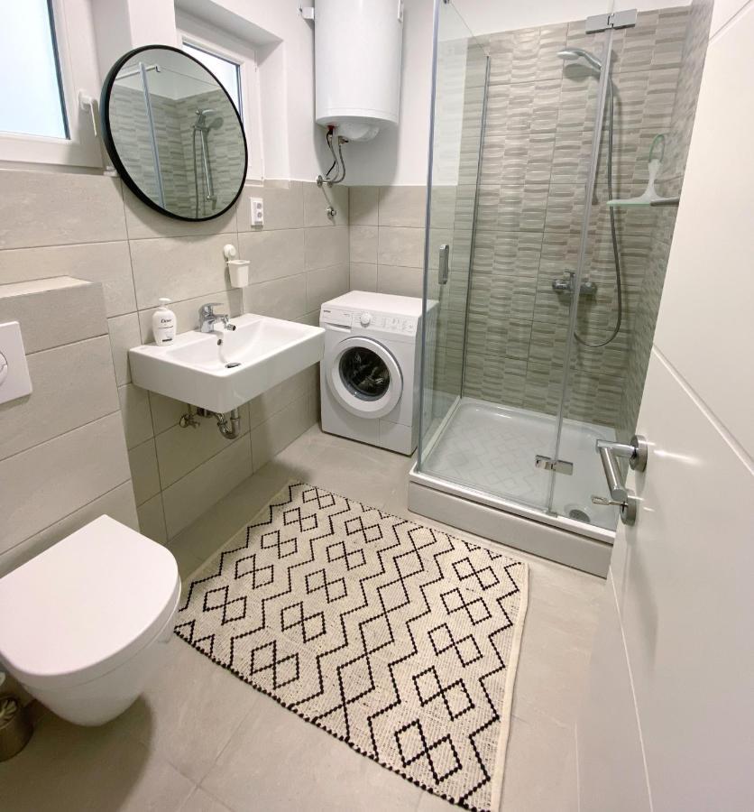 Experience Sibenik Apartments Bagian luar foto