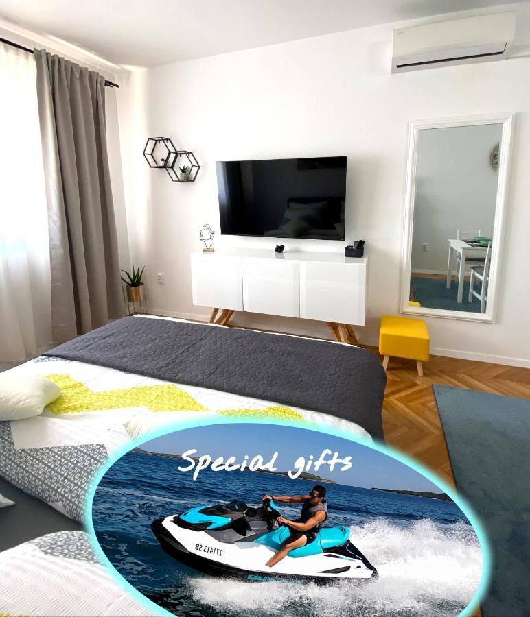 Experience Sibenik Apartments Bagian luar foto