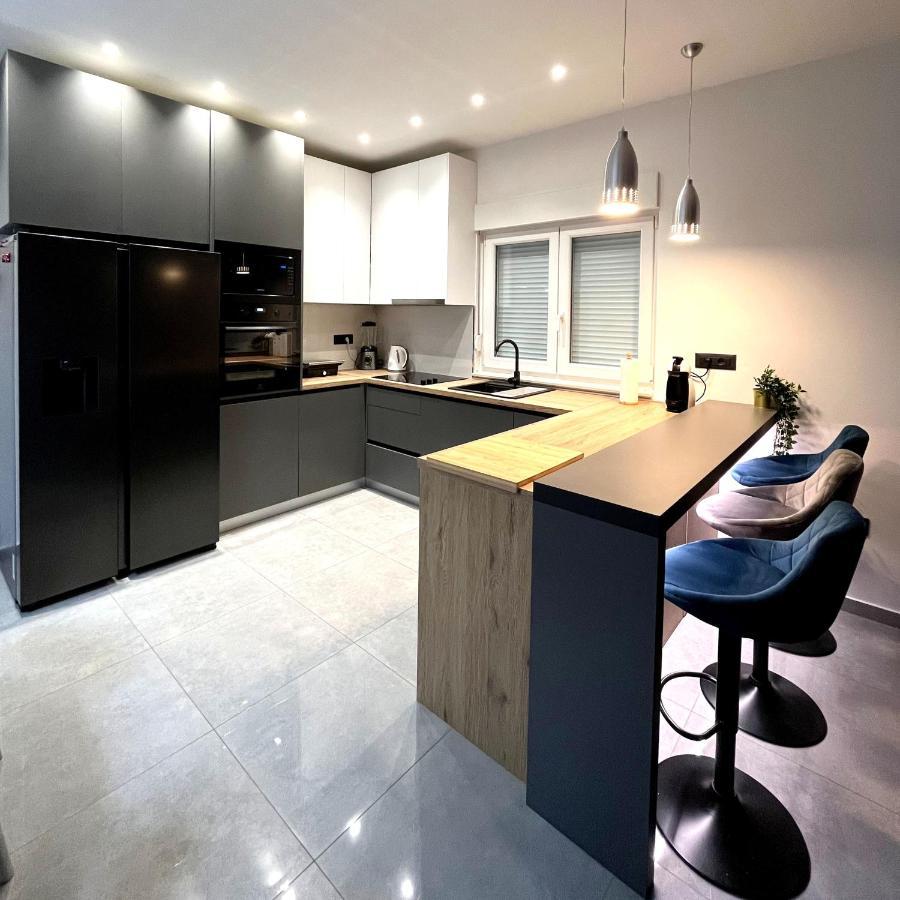 Experience Sibenik Apartments Bagian luar foto