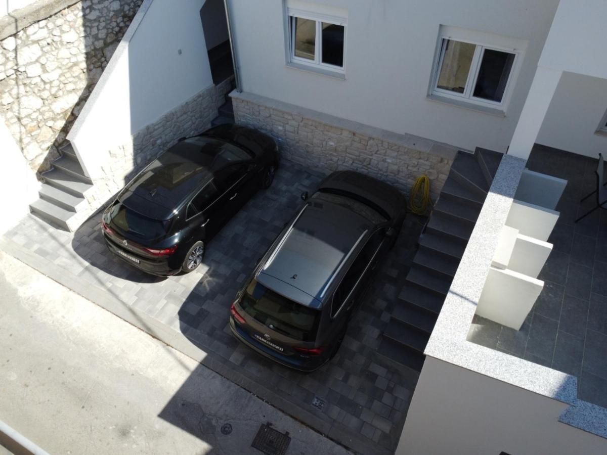 Experience Sibenik Apartments Bagian luar foto
