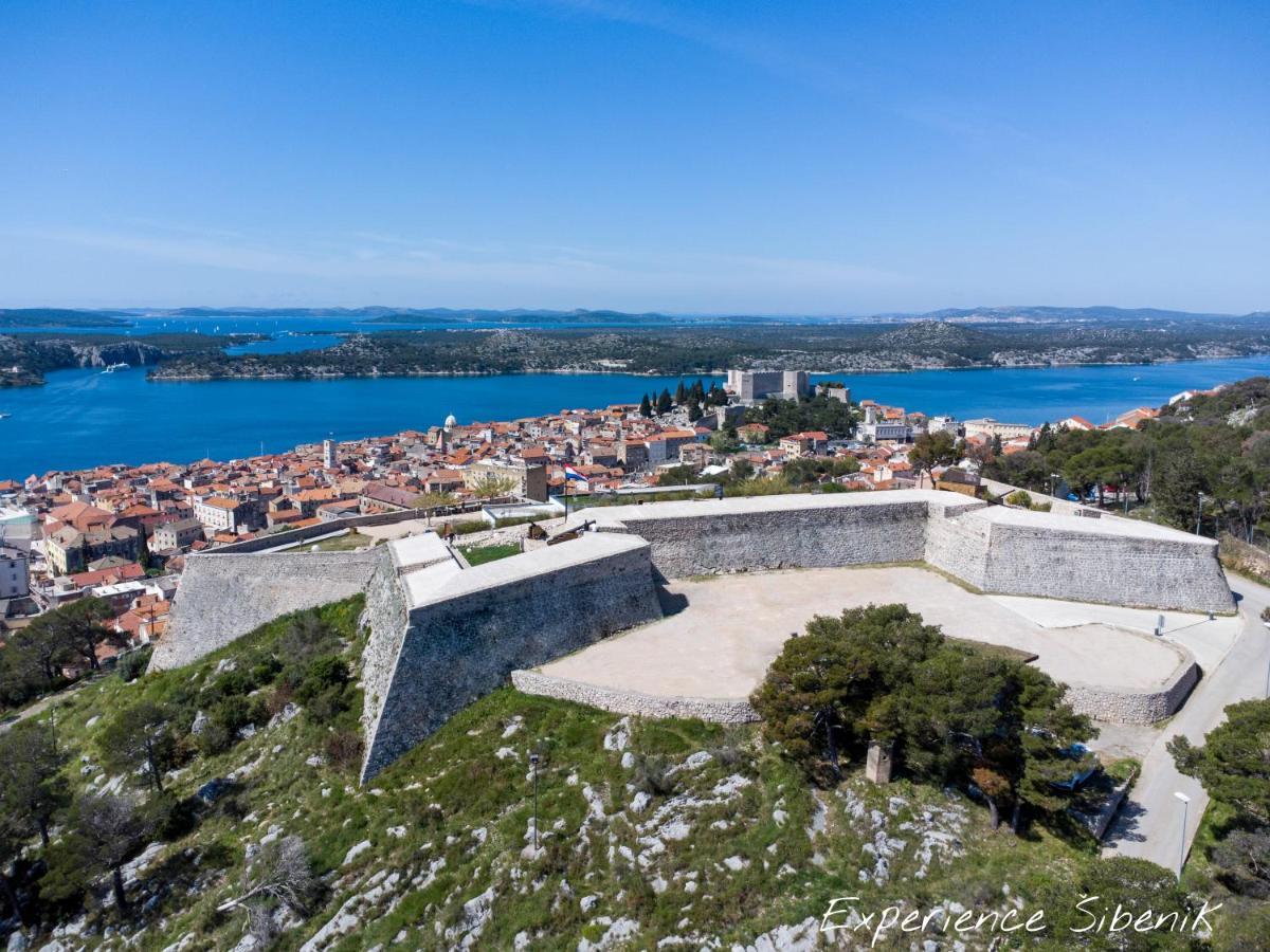 Experience Sibenik Apartments Bagian luar foto