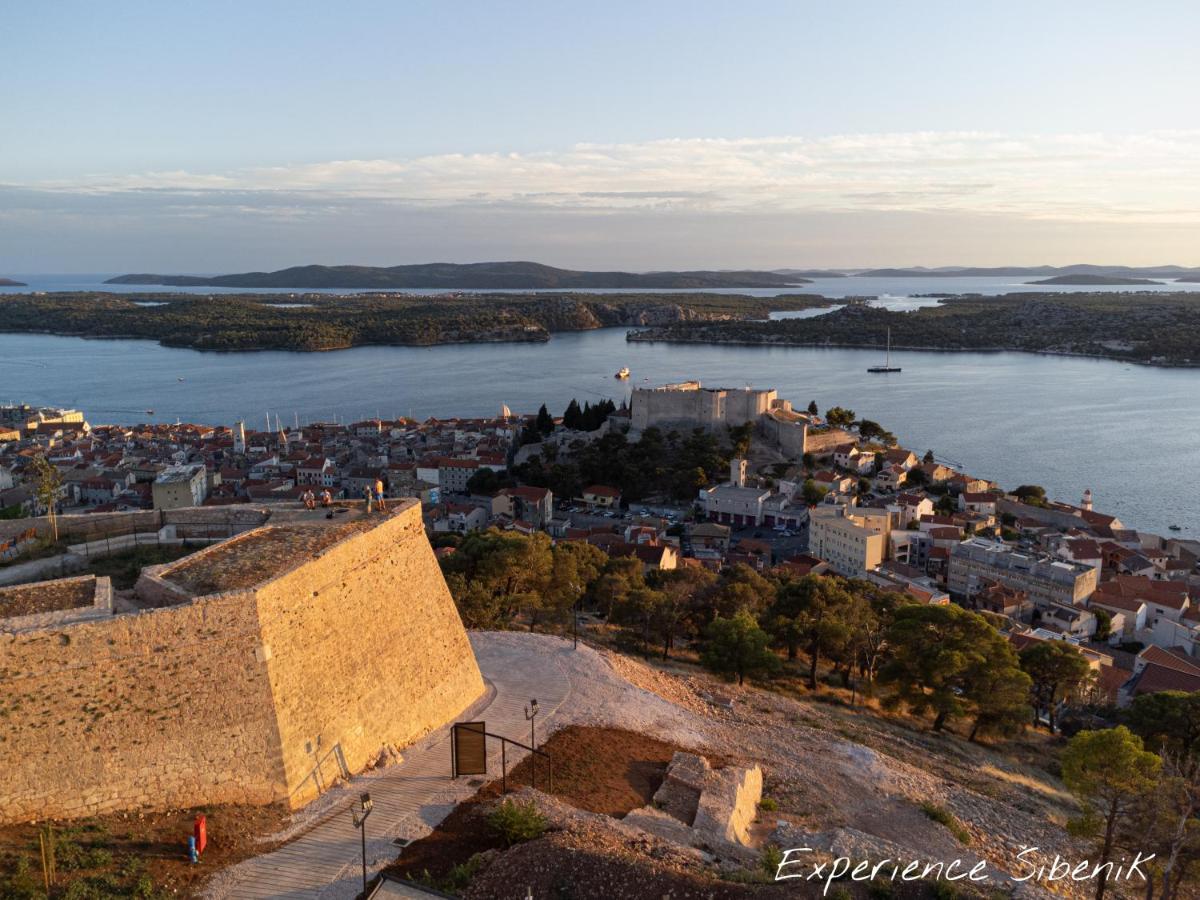 Experience Sibenik Apartments Bagian luar foto