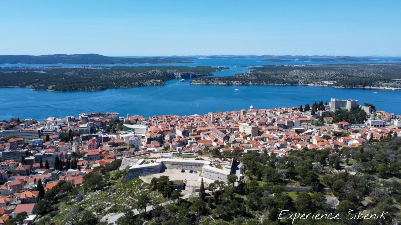 Experience Sibenik Apartments Bagian luar foto