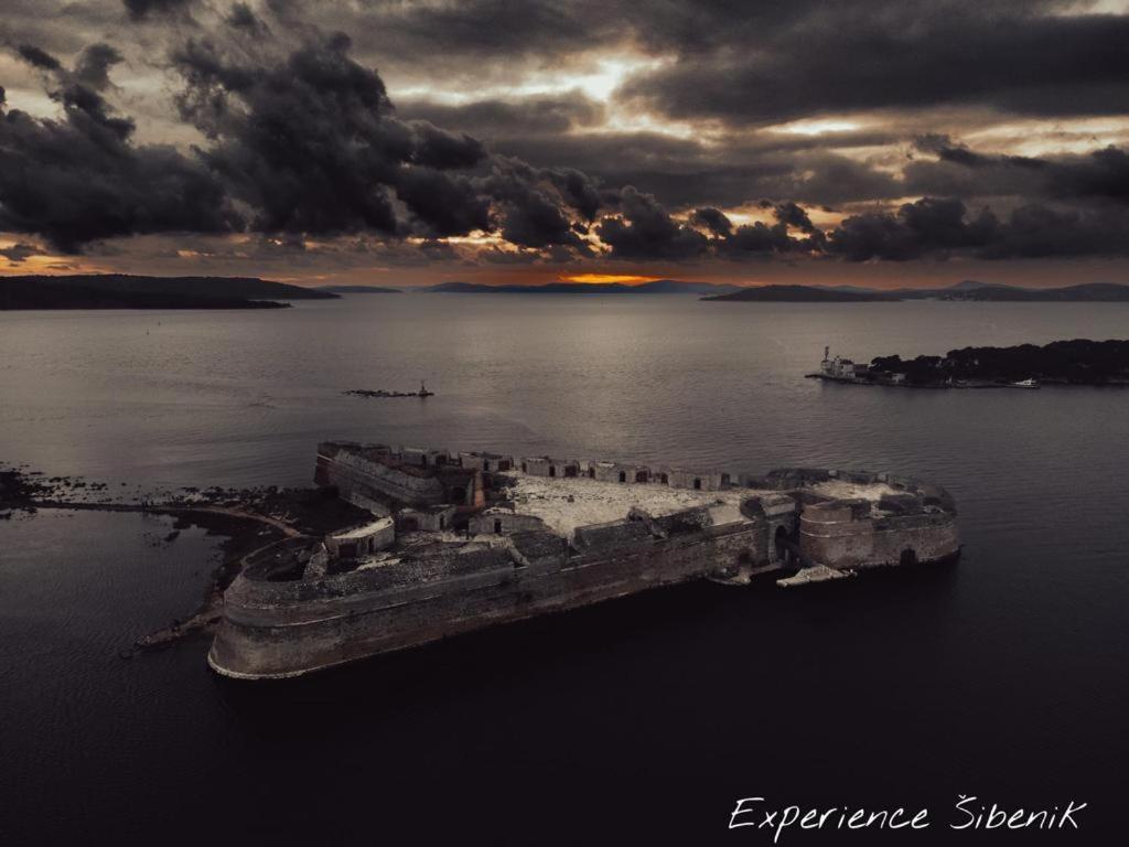 Experience Sibenik Apartments Bagian luar foto